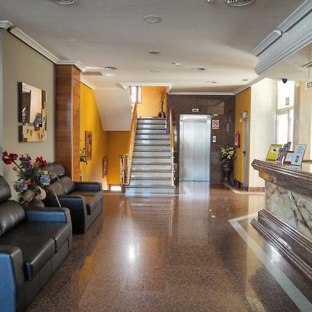 Hotel Humanes Humanes de Madrid Bagian luar foto