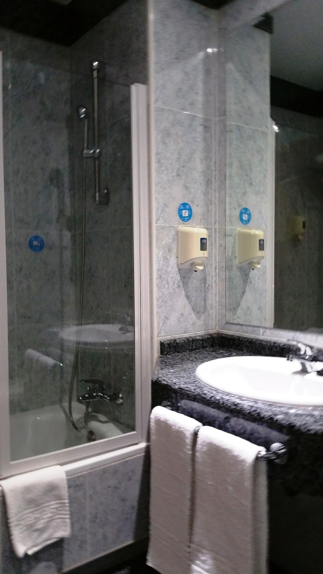 Hotel Humanes Humanes de Madrid Bagian luar foto