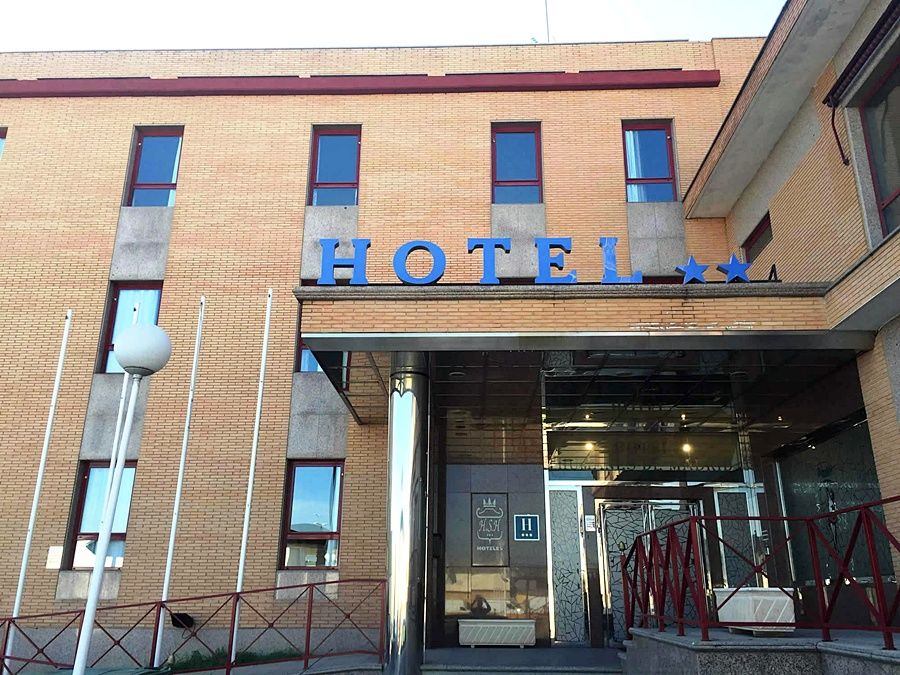 Hotel Humanes Humanes de Madrid Bagian luar foto