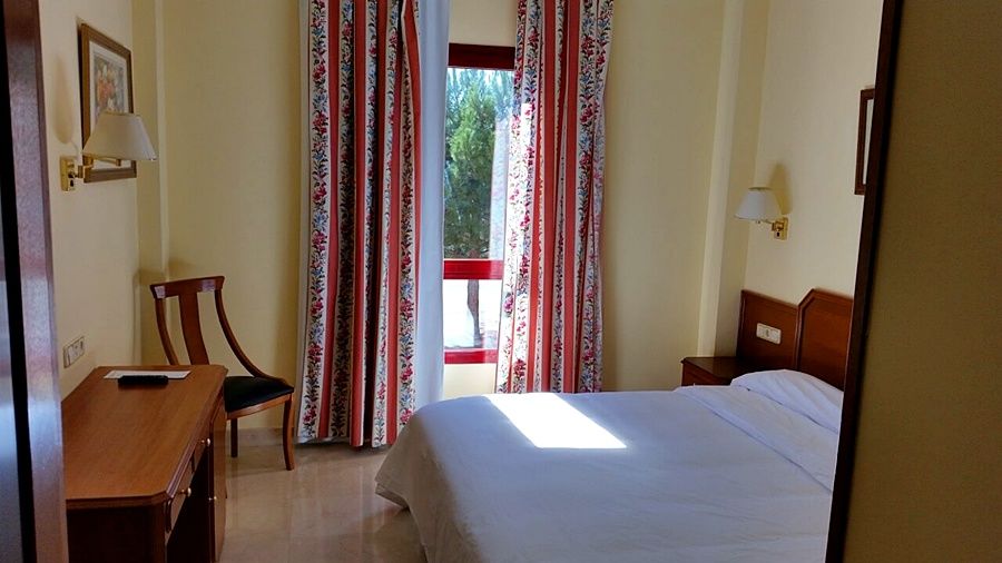 Hotel Humanes Humanes de Madrid Bagian luar foto