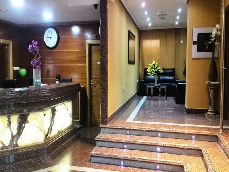 Hotel Humanes Humanes de Madrid Bagian luar foto